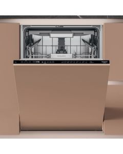 Ariston Hotpoint HM7 42 L Lavastoviglie da Incasso a Scomparsa Totale 15 Coperti Maxi Spazio Terzo Cestello Extra flessibile Classe C
